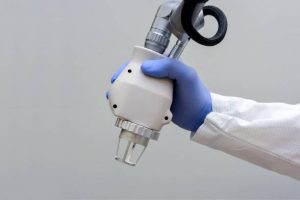 Fraksiyonel lazer nedir? Farklı lazer tedavilerinin karşılaştırılması hakkında bilgilendirici görsel – İzmir Alsancak muayenehanesinde Dr. Orhan Demirer